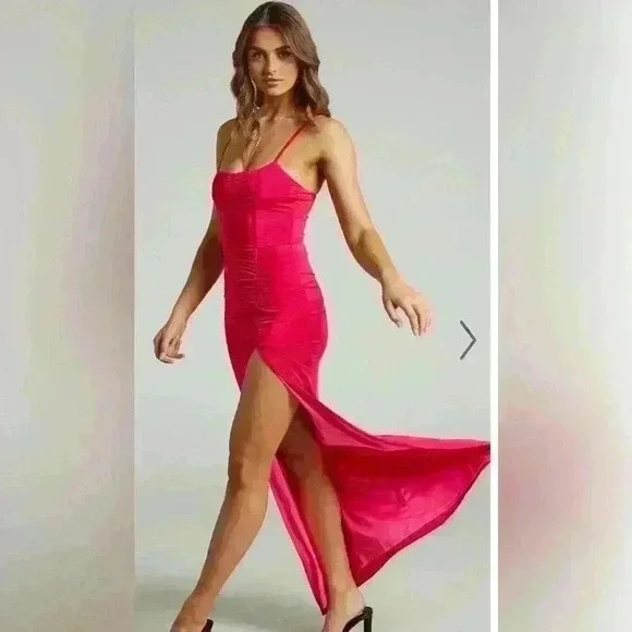 Showpo TRINAH CORSET MAXI DRESS IN PINK US4 EUC - Picture 2 of 8